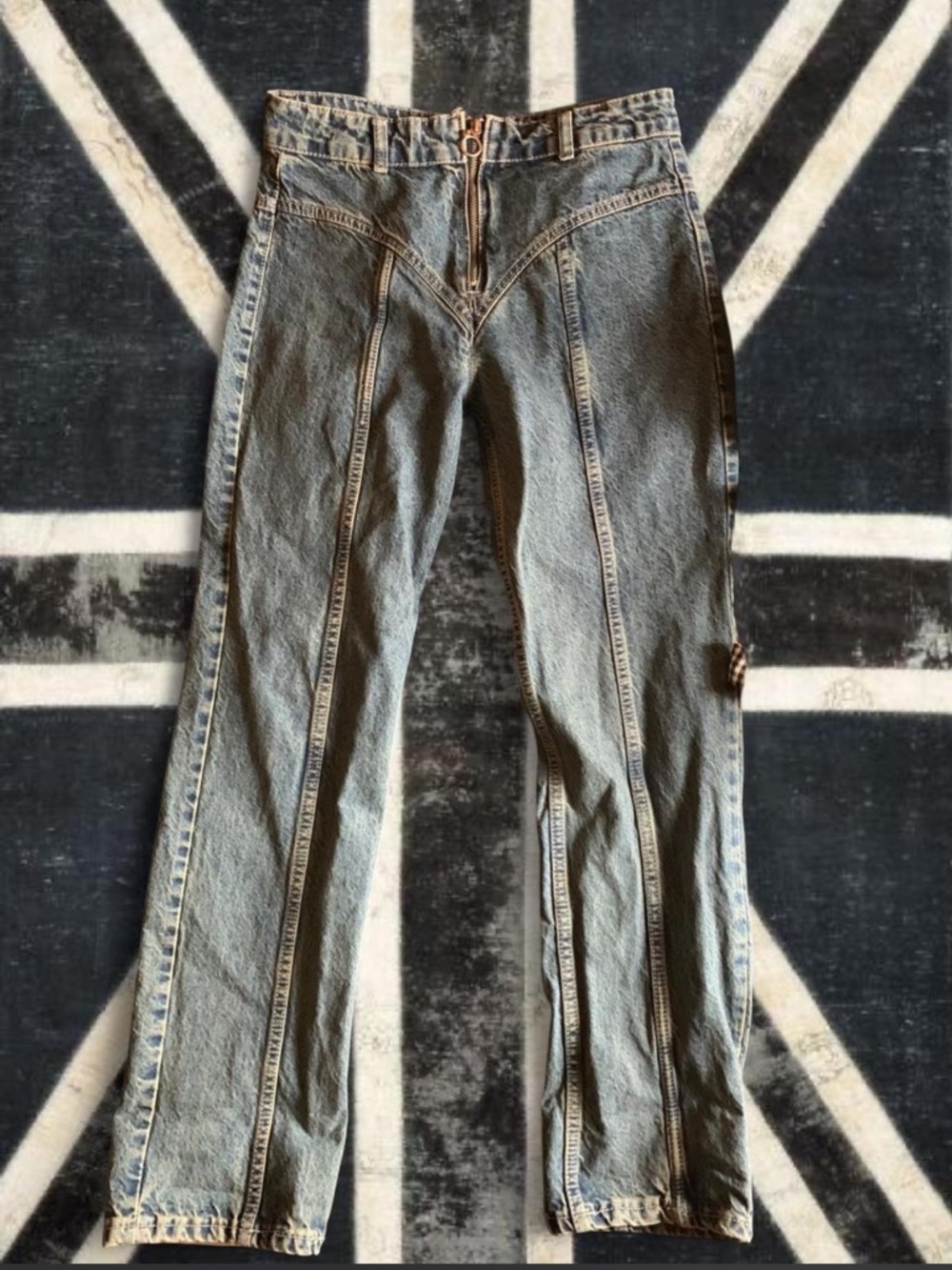 High-Rise Washed Blue Women’s Jeans with Front Seam Detail